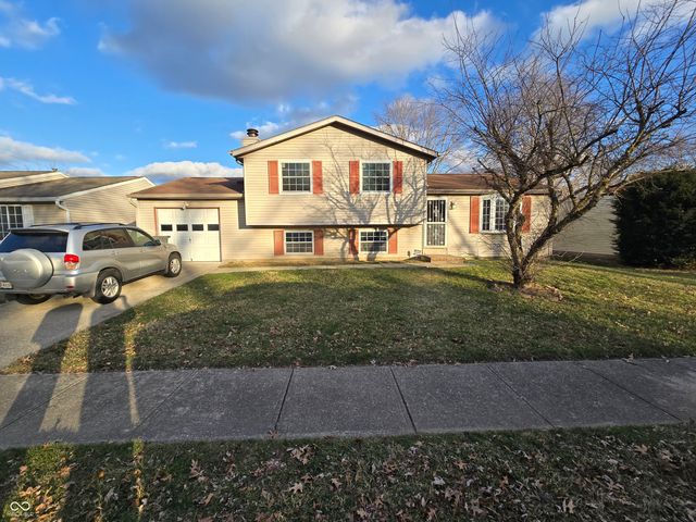 921 Waring Drive E, Indianapolis, IN 46229