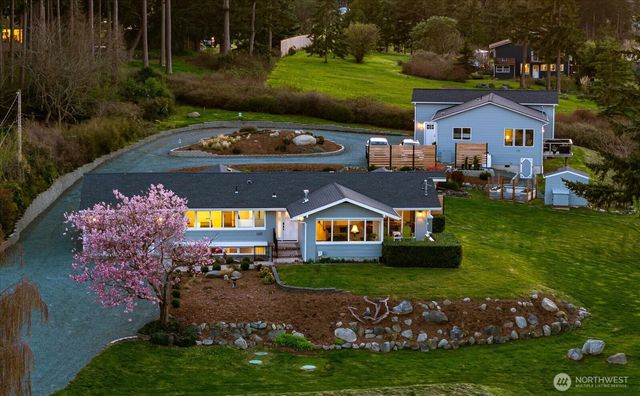 1387 Scenic Heights Road, Oak Harbor, WA 98277