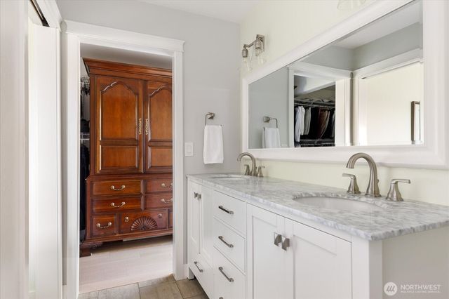 1387 Scenic Heights Road, Oak Harbor, WA 98277