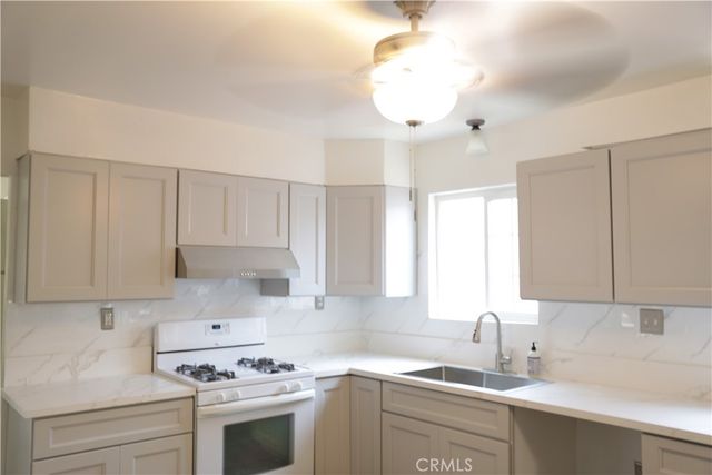 15154 Oliva Avenue, Paramount, CA 90723