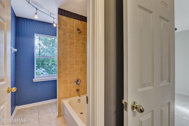 8391 CANDLEWOOD COVE Trail, Jacksonville, FL 32244