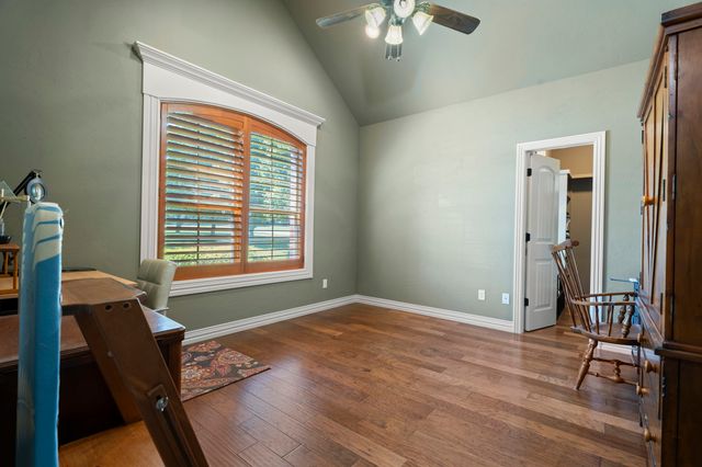 4987 Lighthouse Springs Drive, Grove, OK 74344