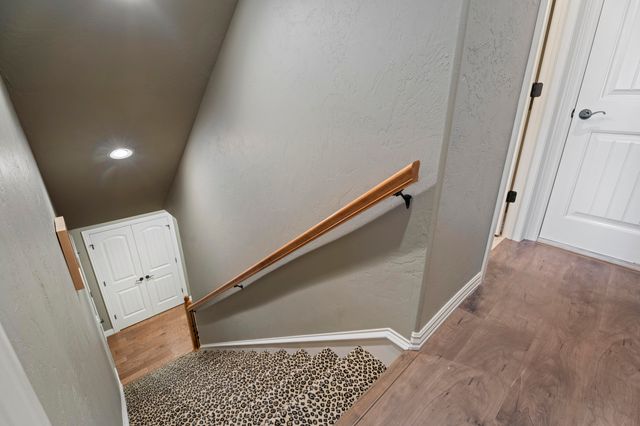 4987 Lighthouse Springs Drive, Grove, OK 74344