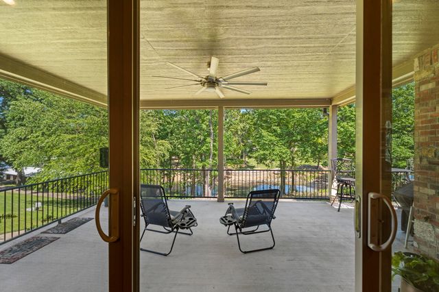 4987 Lighthouse Springs Drive, Grove, OK 74344