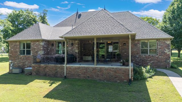 4987 Lighthouse Springs Drive, Grove, OK 74344