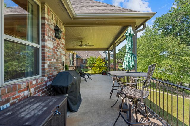 4987 Lighthouse Springs Drive, Grove, OK 74344