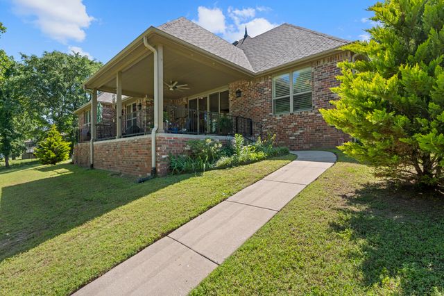 4987 Lighthouse Springs Drive, Grove, OK 74344