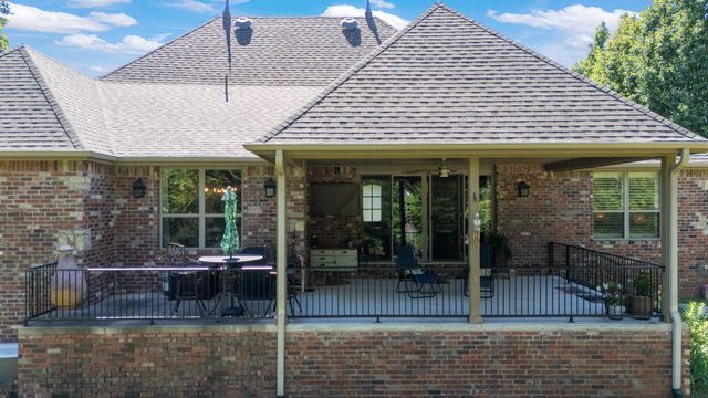 4987 Lighthouse Springs Drive, Grove, OK 74344
