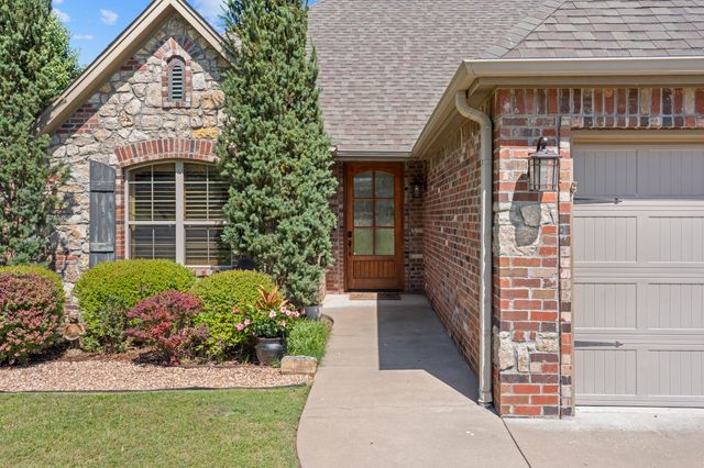 4987 Lighthouse Springs Drive, Grove, OK 74344