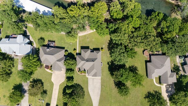 4987 Lighthouse Springs Drive, Grove, OK 74344