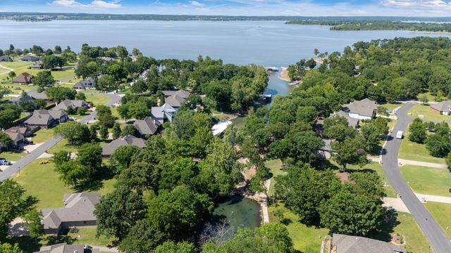 4987 Lighthouse Springs Drive, Grove, OK 74344