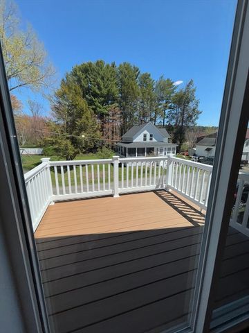 4 Central Ave, Northbridge, MA 01534