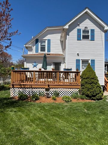 4 Central Ave, Northbridge, MA 01534