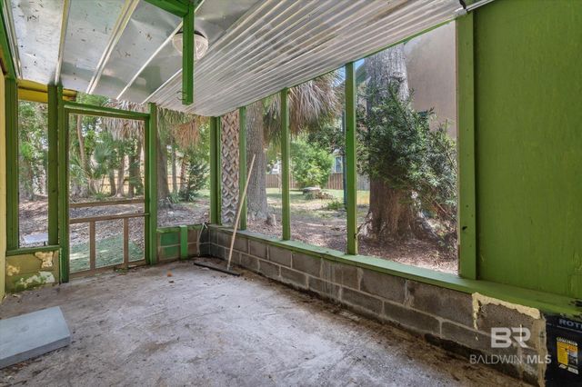 369 Mobile Street, Fairhope, AL 36532