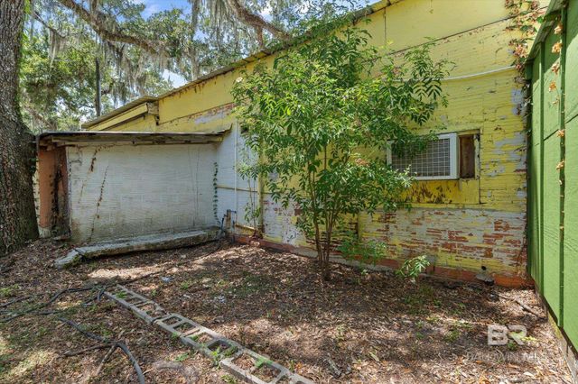 369 Mobile Street, Fairhope, AL 36532