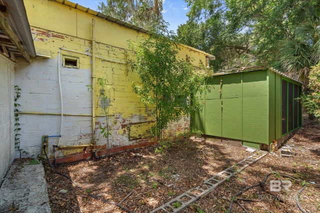 369 Mobile Street, Fairhope, AL 36532