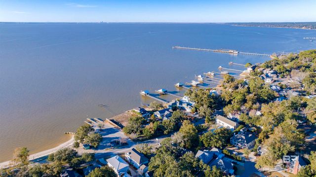 369 Mobile Street, Fairhope, AL 36532