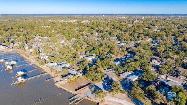369 Mobile Street, Fairhope, AL 36532