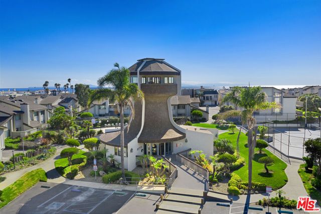 4532 La Brea Street, Oxnard, CA 93035