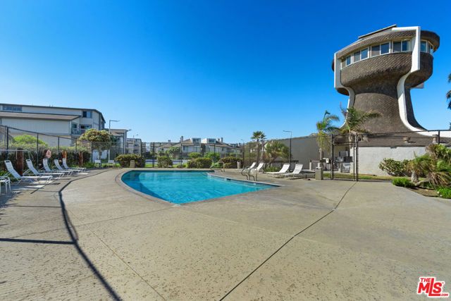 4532 La Brea Street, Oxnard, CA 93035