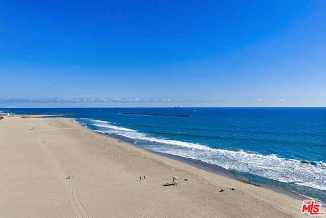 4532 La Brea Street, Oxnard, CA 93035