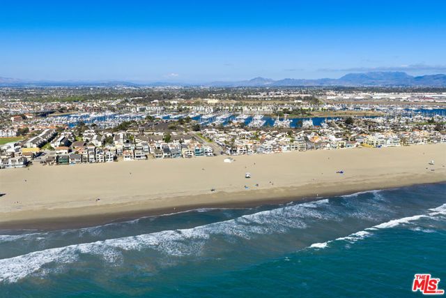 4532 La Brea Street, Oxnard, CA 93035