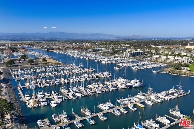 4532 La Brea Street, Oxnard, CA 93035