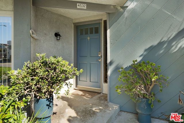 4532 La Brea Street, Oxnard, CA 93035