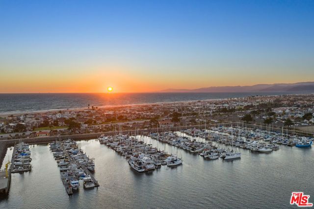 4532 La Brea Street, Oxnard, CA 93035