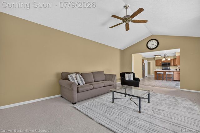 9016 Hyacinth Way, Green Oak Township, MI 48116