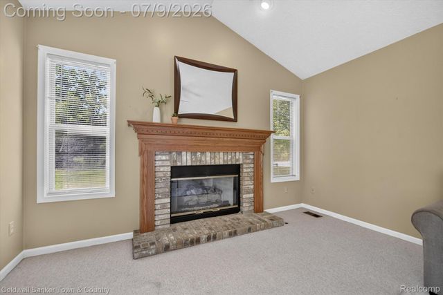 9016 Hyacinth Way, Green Oak Township, MI 48116