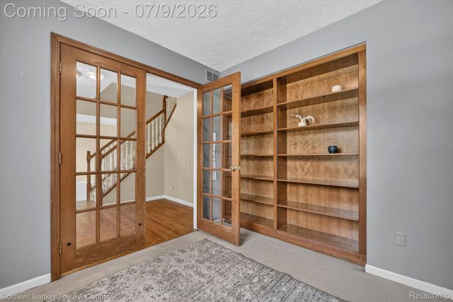 9016 Hyacinth Way, Green Oak Township, MI 48116