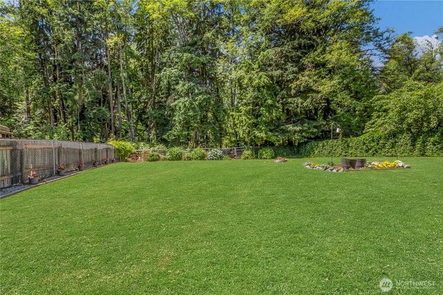 16302 118th Avenue Ct E, Puyallup, WA 98374