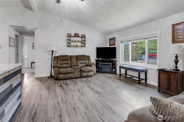 16302 118th Avenue Ct E, Puyallup, WA 98374