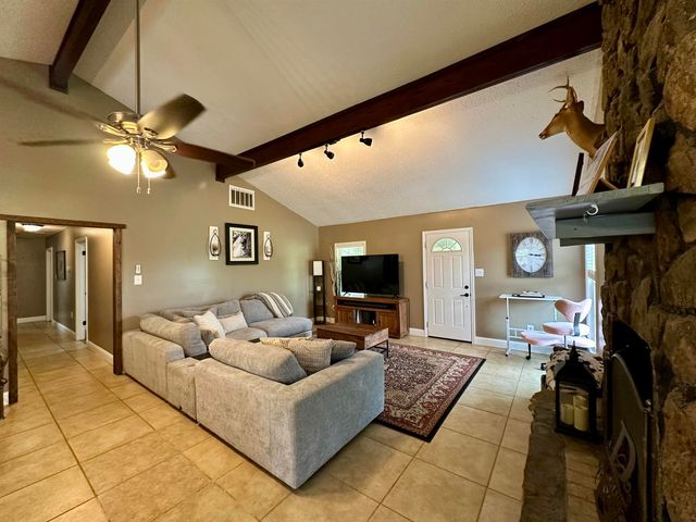 1230 JOANN RD, Somerville, TN 38068