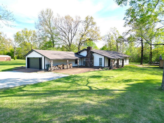 1230 JOANN RD, Somerville, TN 38068