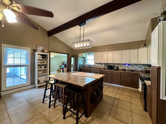 1230 JOANN RD, Somerville, TN 38068