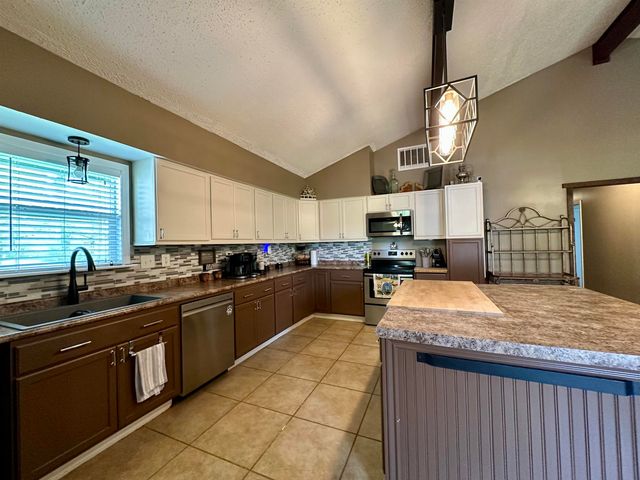 1230 JOANN RD, Somerville, TN 38068