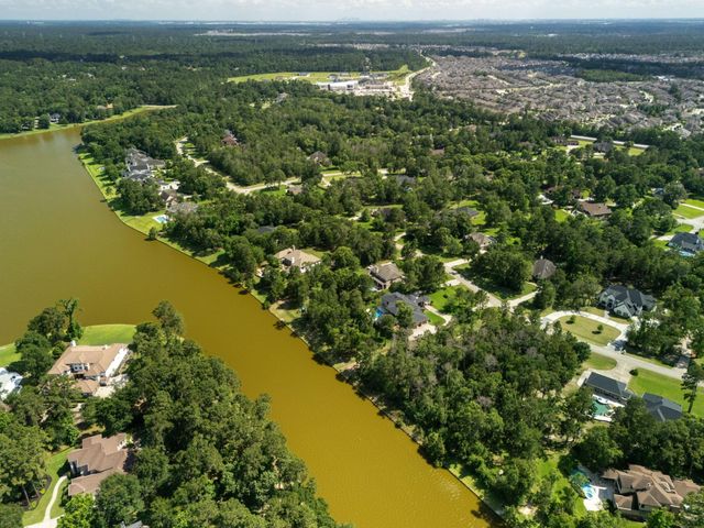 3318 W Benders Landing Boulevard, Spring, TX 77386