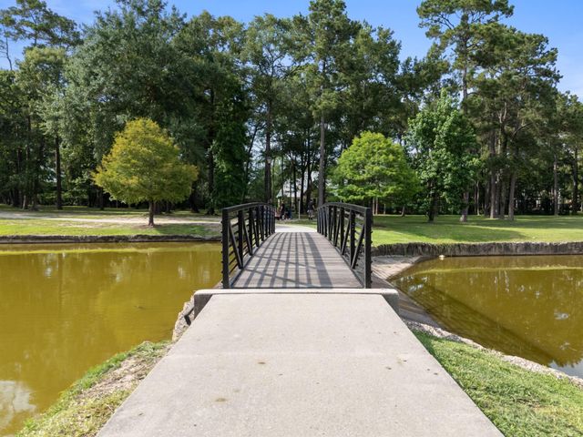 3318 W Benders Landing Boulevard, Spring, TX 77386