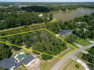 3318 W Benders Landing Boulevard, Spring, TX 77386