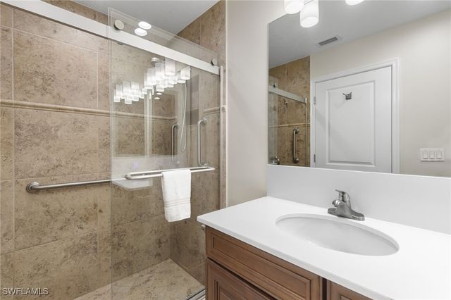 6737 Autumn Woods BLVD, Naples, FL 34109