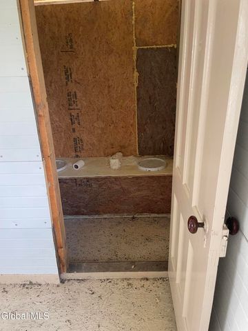 281 Burtonville Road, Fultonville, NY 12072