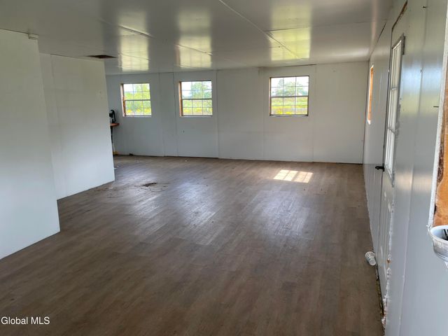 281 Burtonville Road, Fultonville, NY 12072