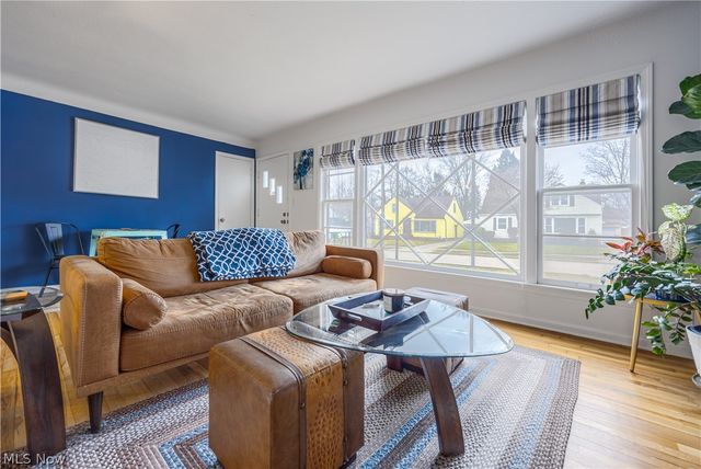 3752 Wallingford Road, South Euclid, OH 44121