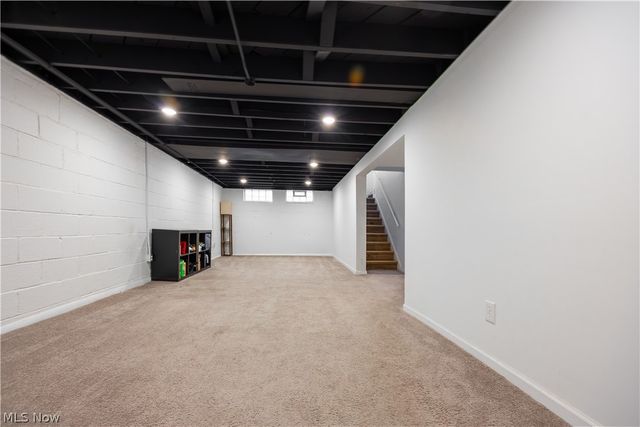 3752 Wallingford Road, South Euclid, OH 44121