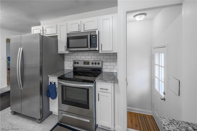 3752 Wallingford Road, South Euclid, OH 44121