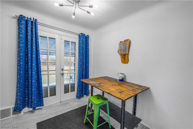 3752 Wallingford Road, South Euclid, OH 44121