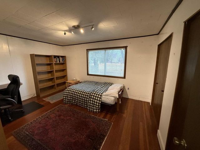 1008 Parkway BOULEVARD, Two Rivers, WI 54241