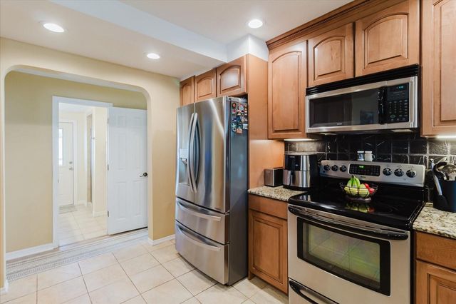 3408 OXFORD DRIVE W, Bradenton, FL 34205